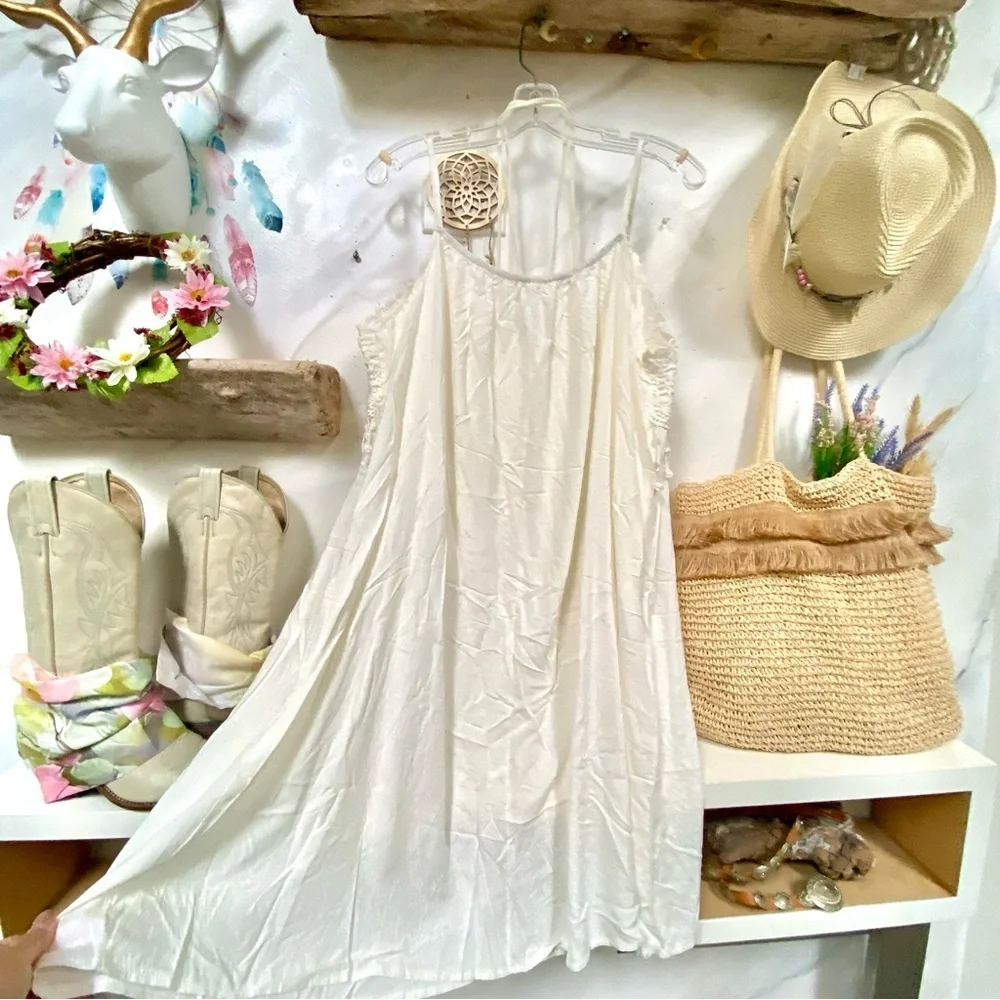 SOLD ⭐️Prairie vibe crochet boho dress w intricate fringe & shabby chic vibe - Picture 6 of 7